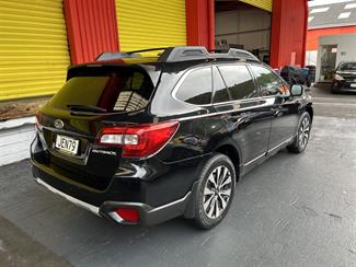 2015 Subaru Outback - Thumbnail
