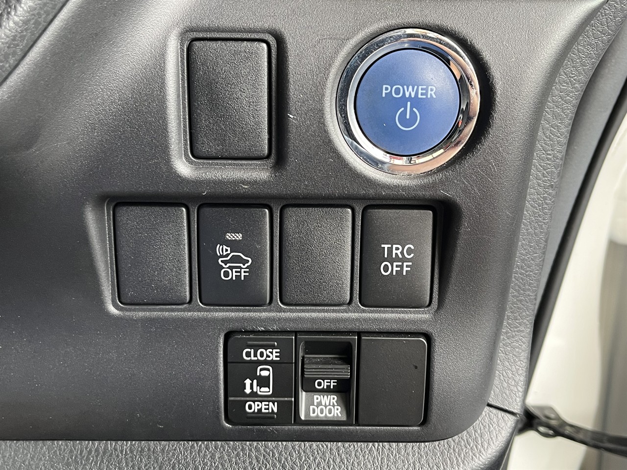 2015 Toyota Esquire