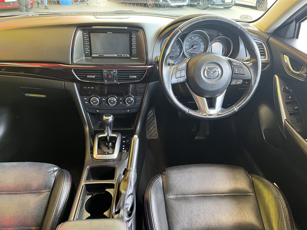 2013 Mazda Atenza