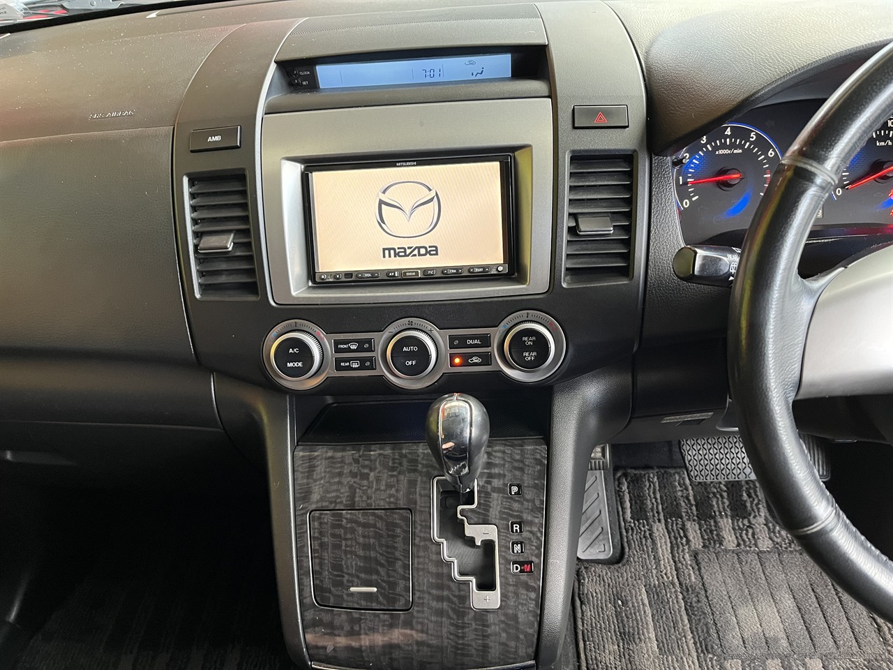 2007 Mazda MPV