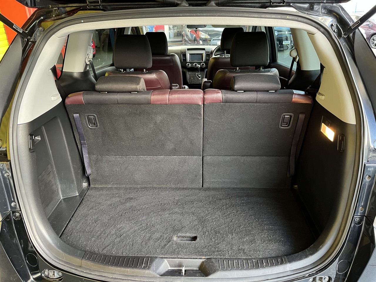 2007 Mazda MPV
