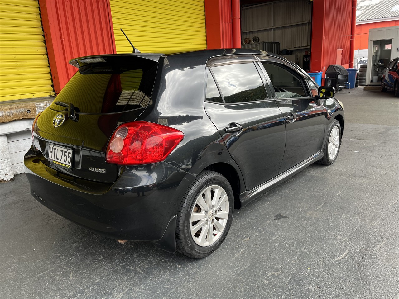 2007 Toyota AURIS