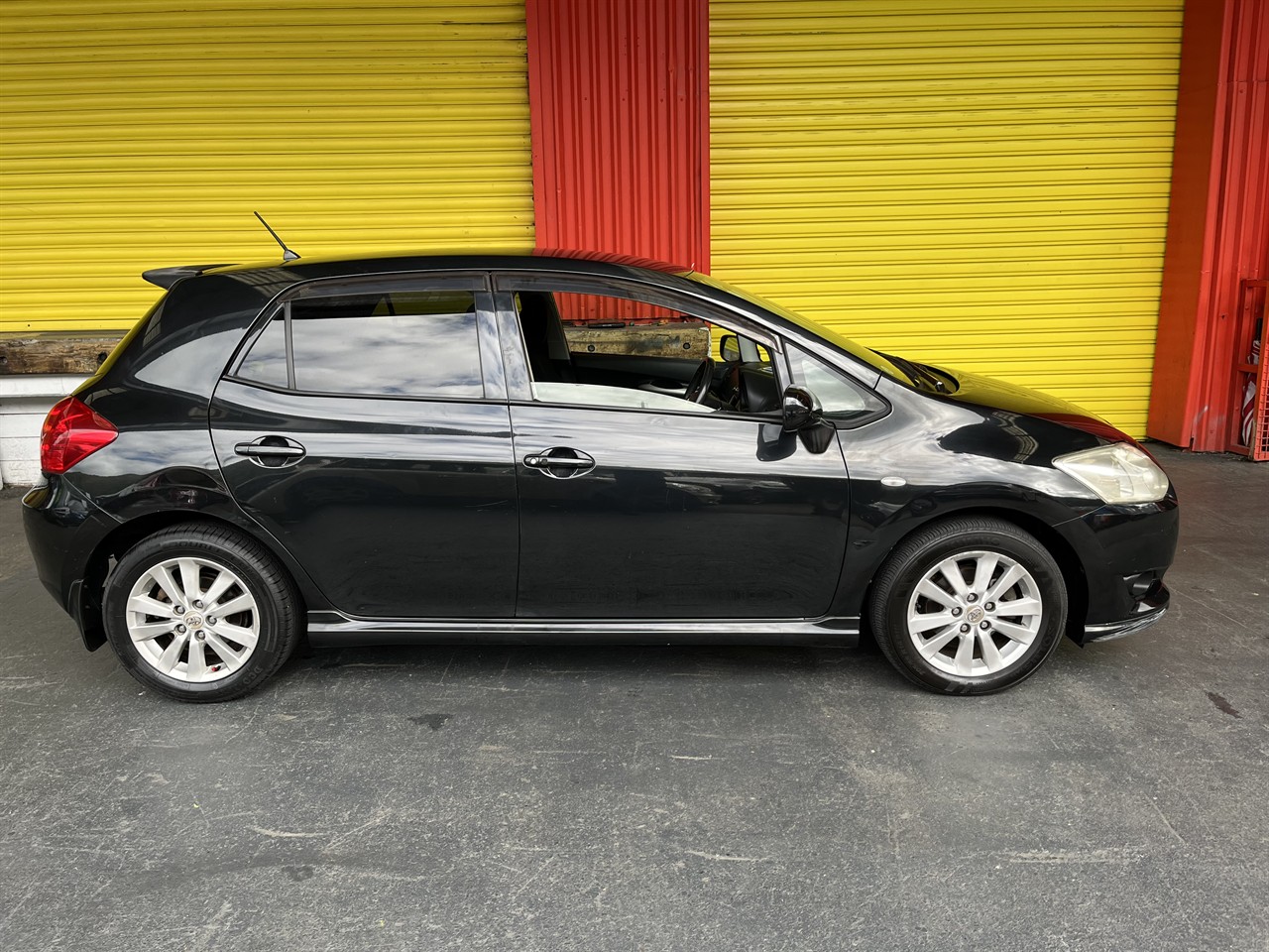 2007 Toyota AURIS
