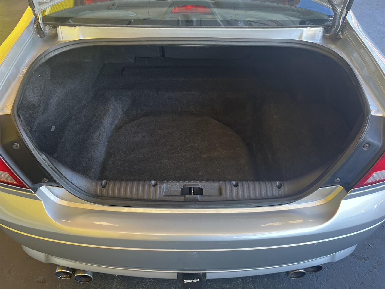 2004 Ford Falcon