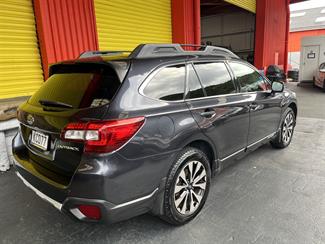 2016 Subaru Outback - Thumbnail