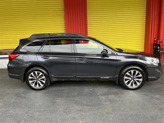 2016 Subaru Outback - Thumbnail