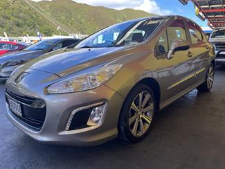 2013 Peugeot 308 - Thumbnail