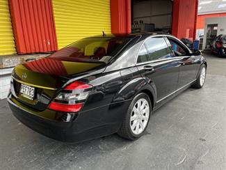 2007 Mercedes-Benz S550 - Thumbnail