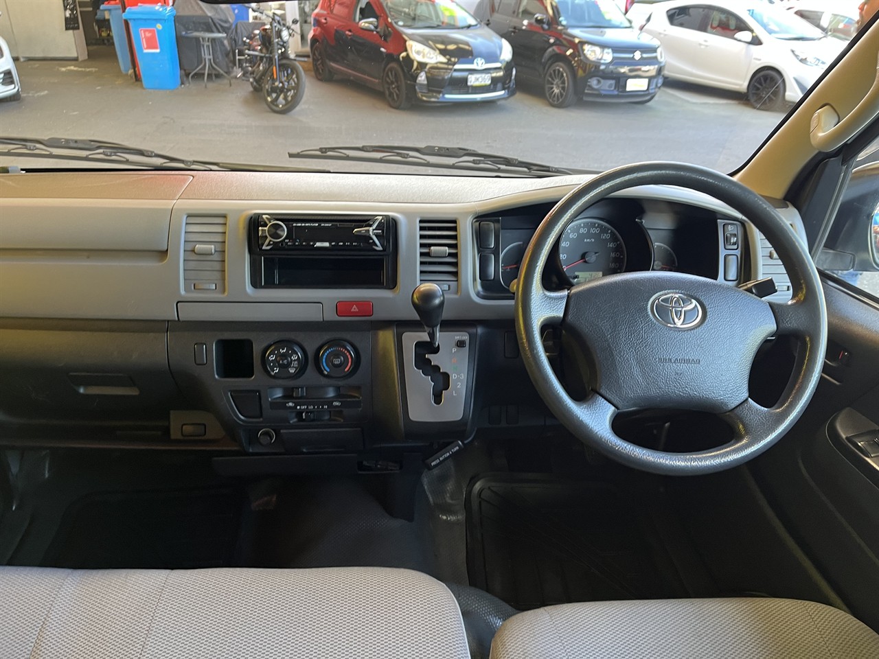 2007 Toyota Hiace