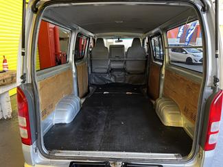 2007 Toyota Hiace - Thumbnail