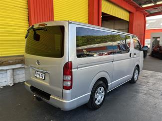 2007 Toyota Hiace - Thumbnail