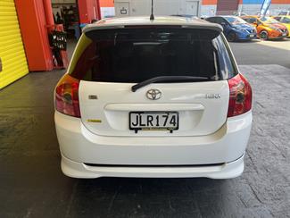 2005 Toyota Corolla - Thumbnail