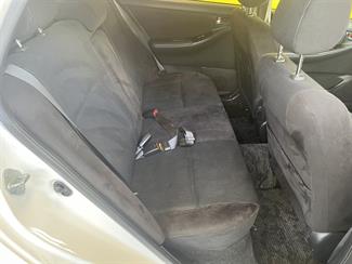 2005 Toyota Corolla - Thumbnail