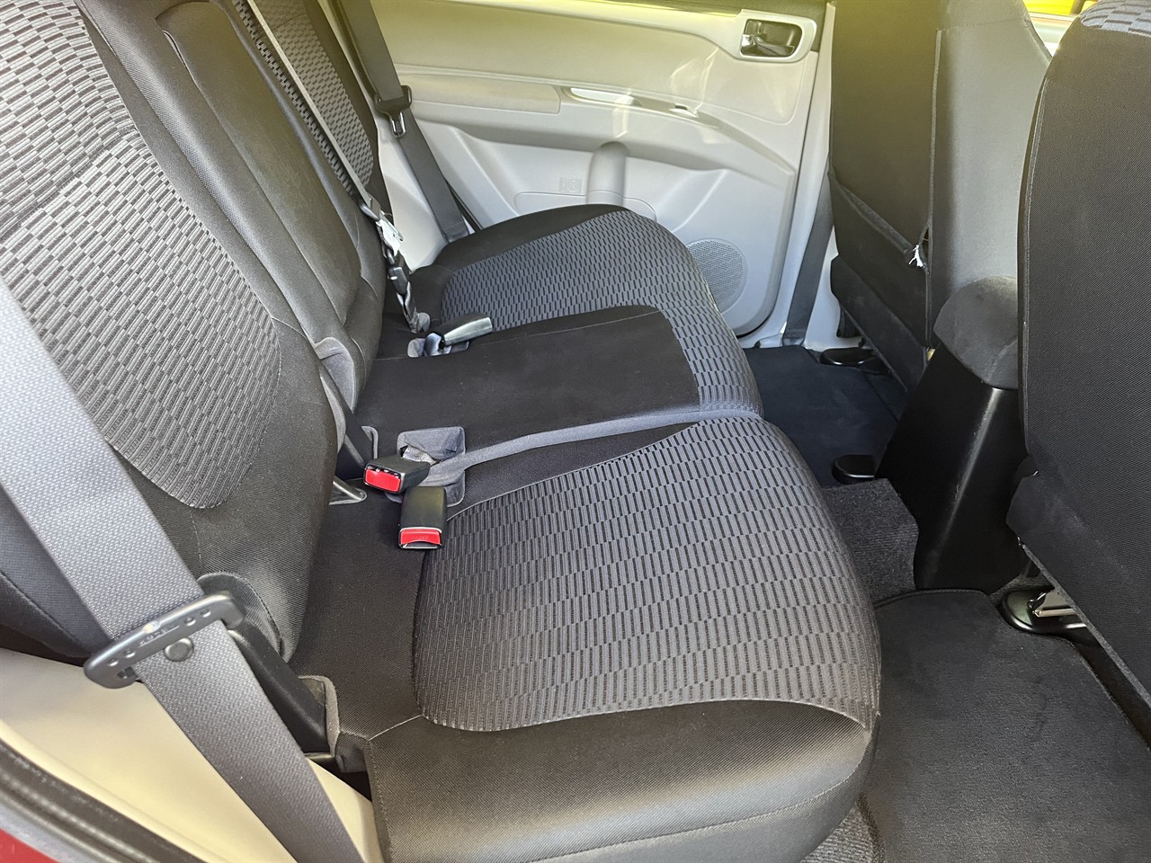 2010 Mitsubishi challenger