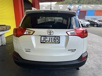 2015 Toyota RAV4 - Thumbnail