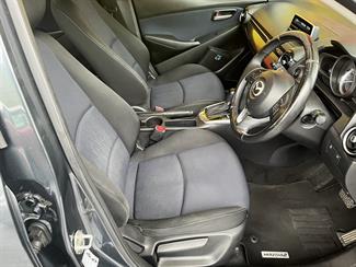 2015 Mazda 2 - Thumbnail