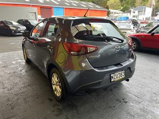2015 Mazda 2 - Thumbnail