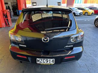2009 Mazda Axela - Thumbnail