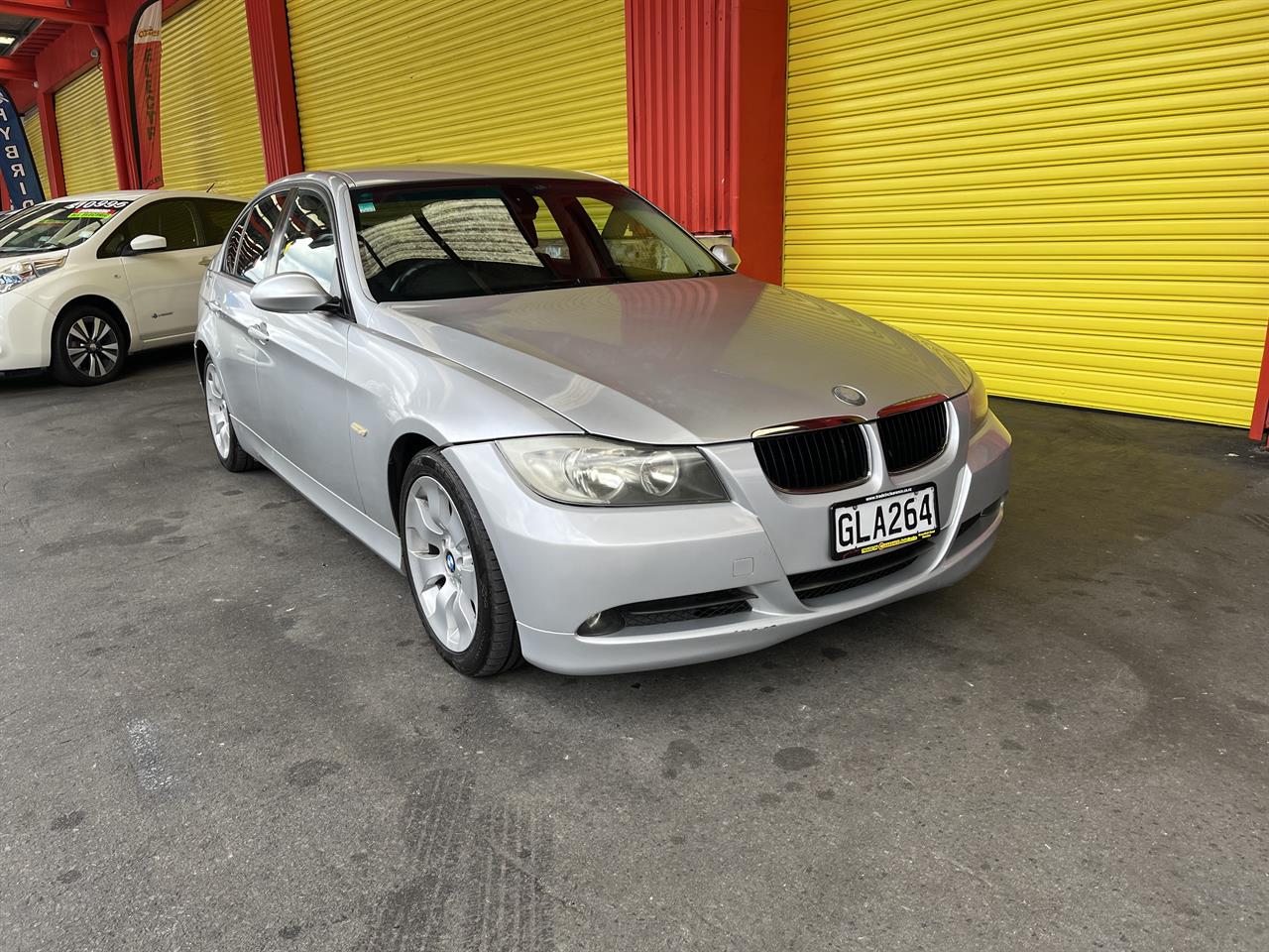 2006 BMW 320i