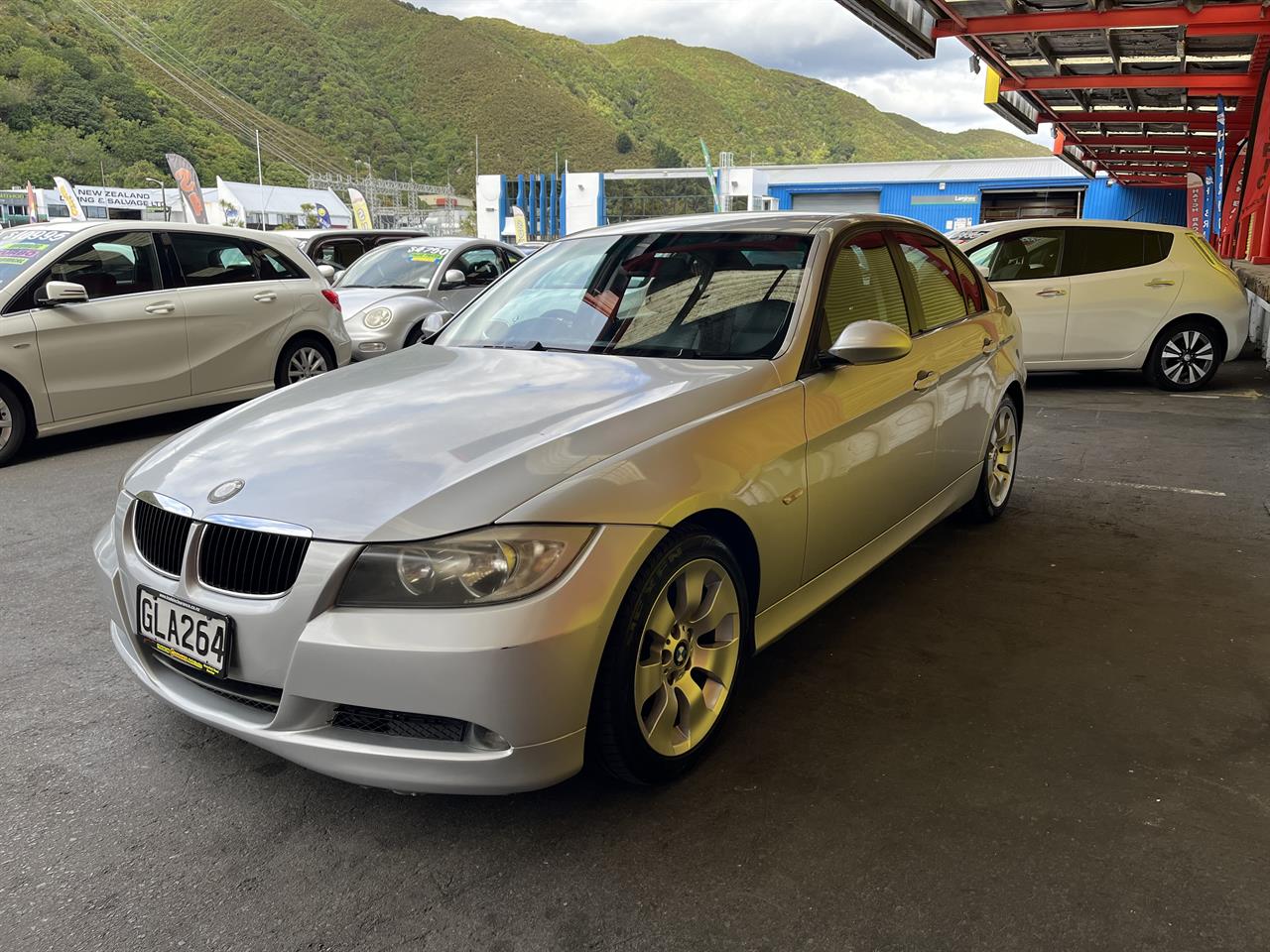 2006 BMW 320i