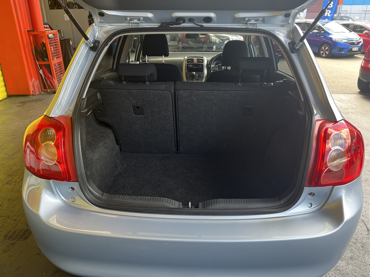 2007 Toyota AURIS
