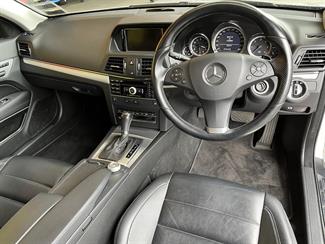 2011 Mercedes-Benz E - Thumbnail