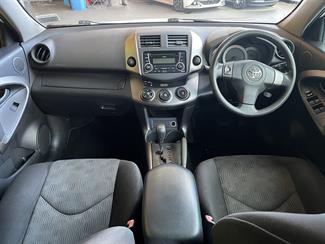 2013 Toyota RAV4 - Thumbnail