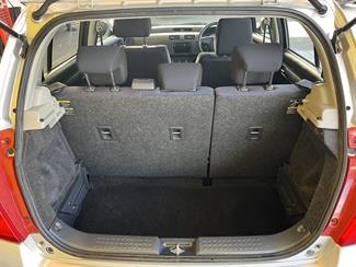 2010 Suzuki Swift - Thumbnail