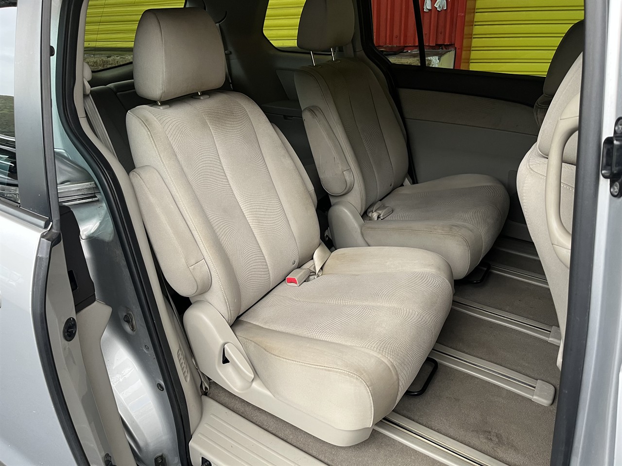 2008 Mazda MPV