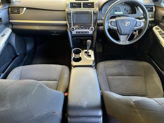 2015 Toyota Camry - Thumbnail