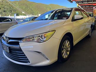 2015 Toyota Camry - Thumbnail