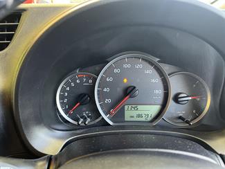 2011 Toyota Vitz - Thumbnail