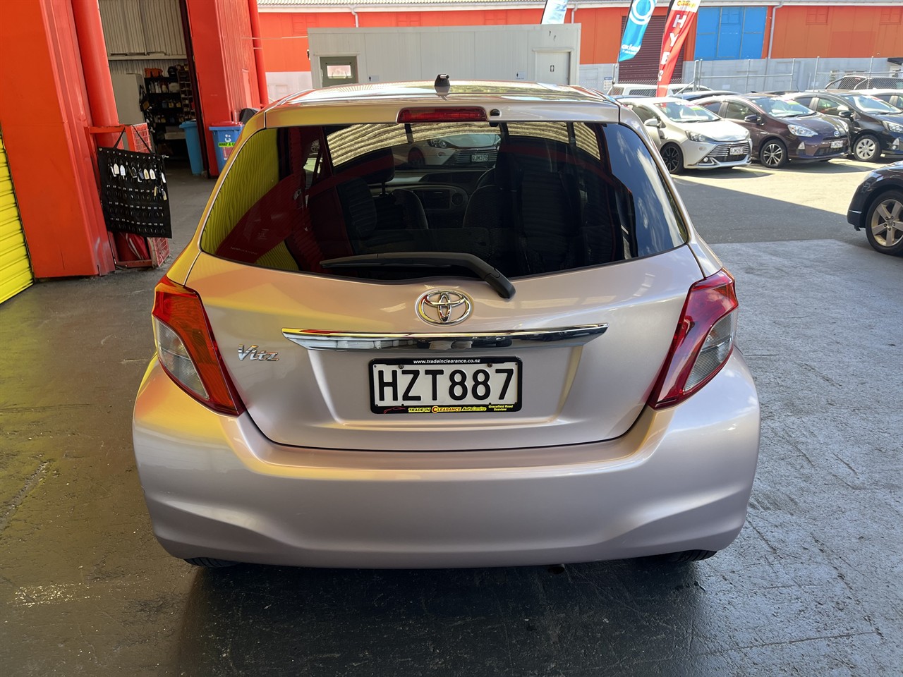 2011 Toyota Vitz