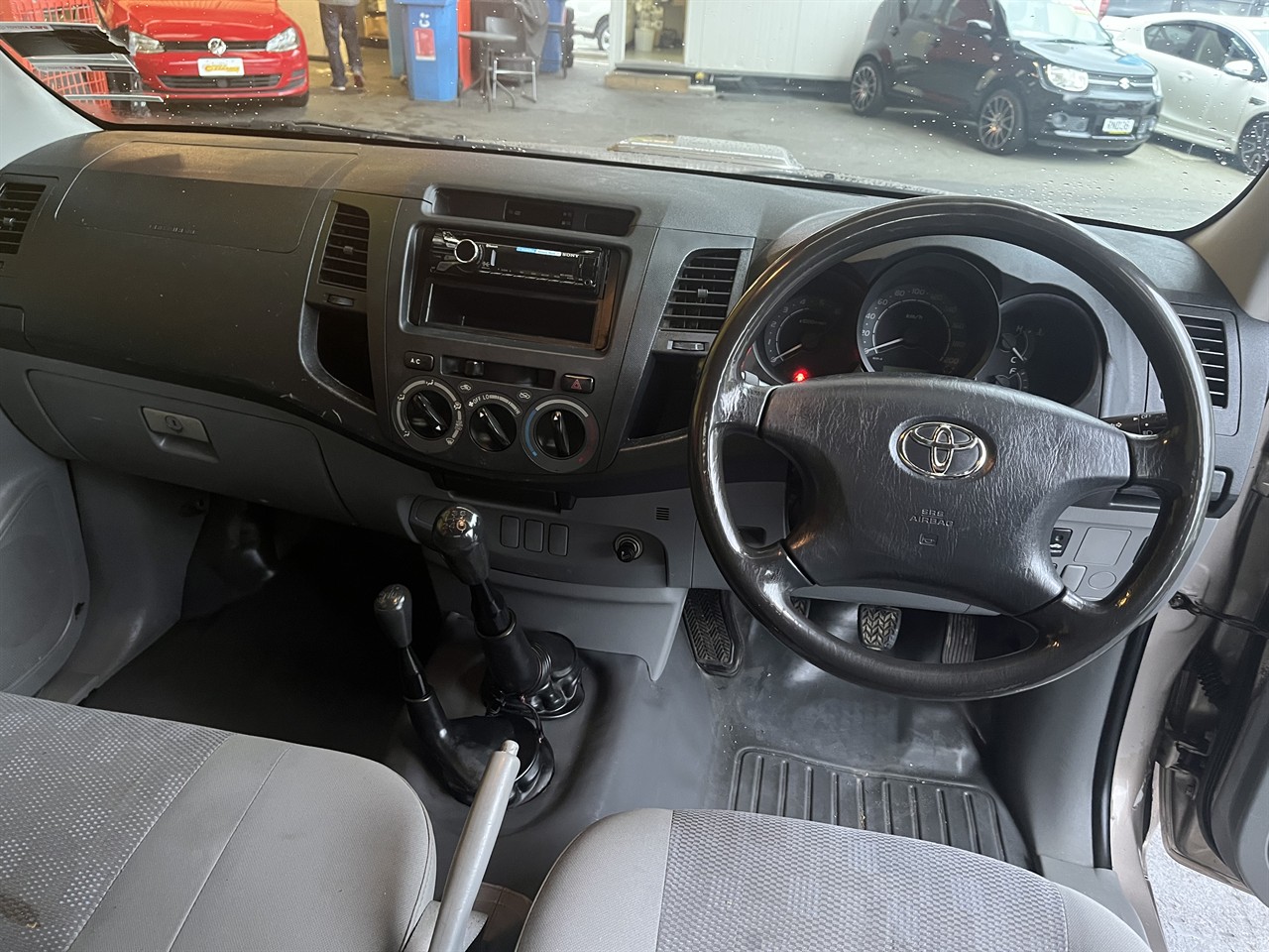 2005 Toyota Hilux