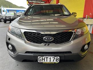 2012 Kia Sorento R - Thumbnail