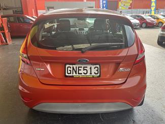 2012 Ford Fiesta - Thumbnail