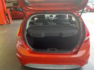 2012 Ford Fiesta - Thumbnail
