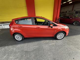 2012 Ford Fiesta - Thumbnail