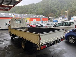 2015 Toyota Dyna - Thumbnail
