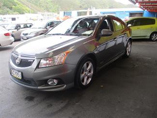 2011 Holden Cruze - Thumbnail