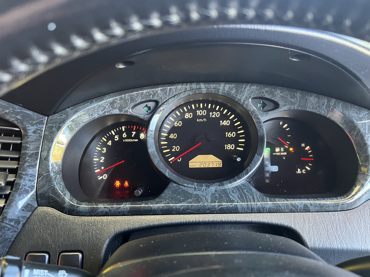 2004 Toyota Kluger