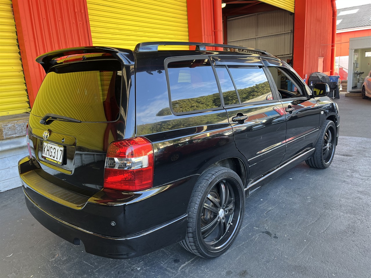 2004 Toyota Kluger