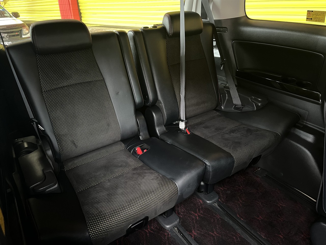 2014 Toyota Vellfire