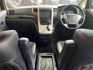 2014 Toyota Vellfire - Thumbnail