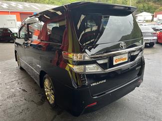 2014 Toyota Vellfire - Thumbnail