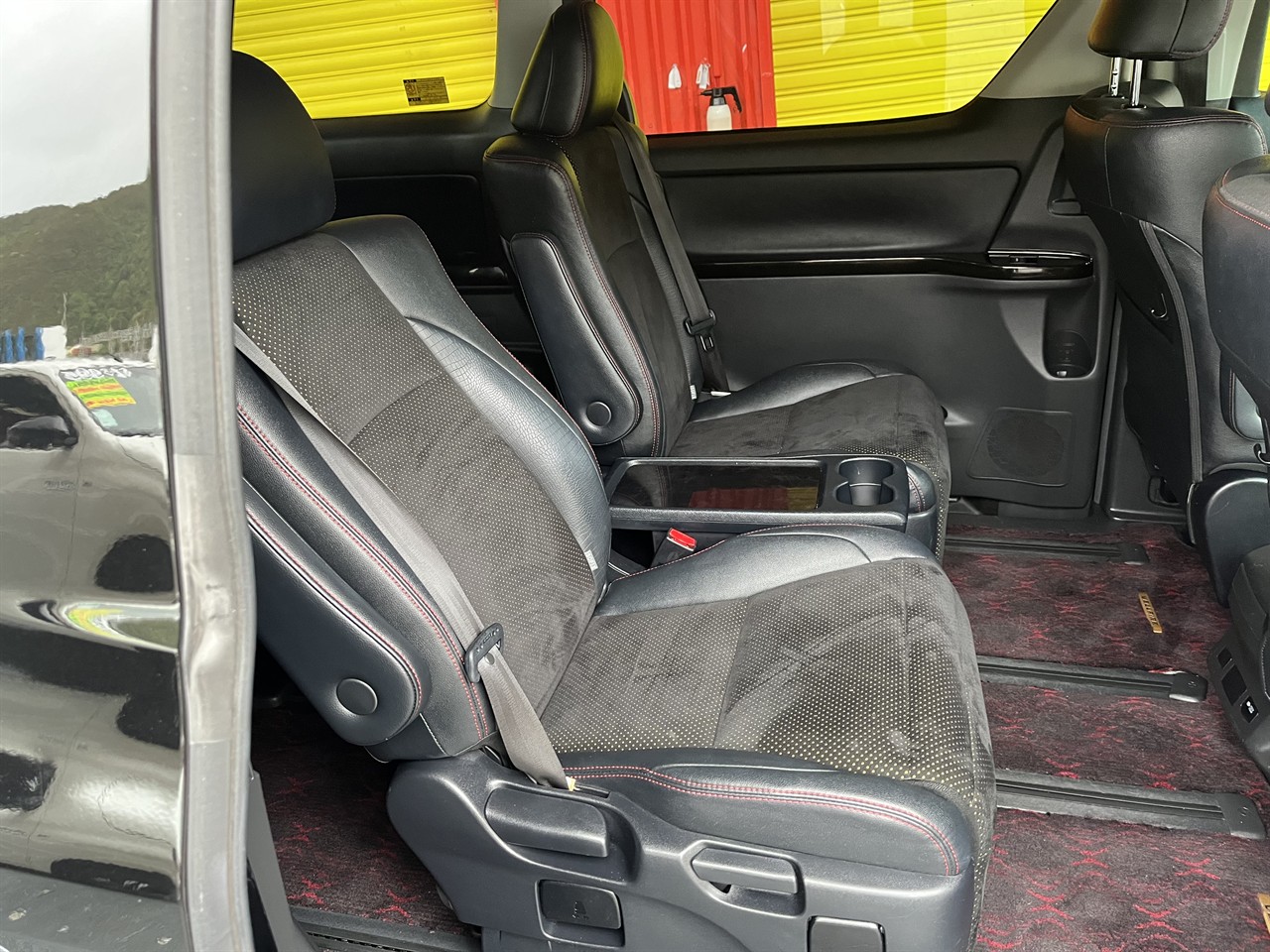 2014 Toyota Vellfire