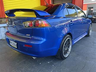 2014 Mitsubishi Lancer - Thumbnail