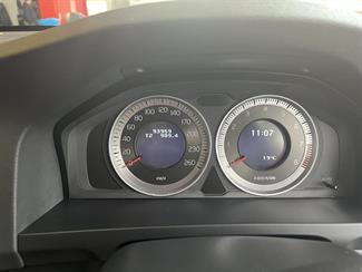 2013 Volvo V60 - Thumbnail
