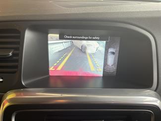 2013 Volvo V60 - Thumbnail