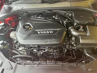 2013 Volvo V60 - Thumbnail
